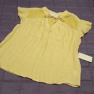 Sweet Wanderer Yellow Lightweight Top Flutter L